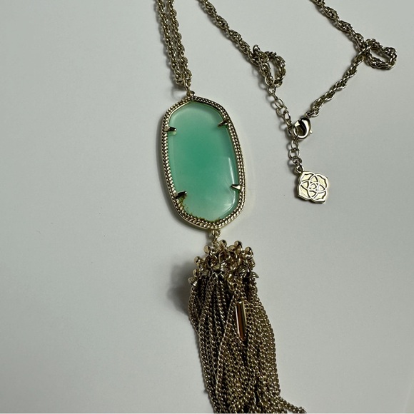 Kendra Scott Rayne Necklace Chalcedony - Picture 9 of 13